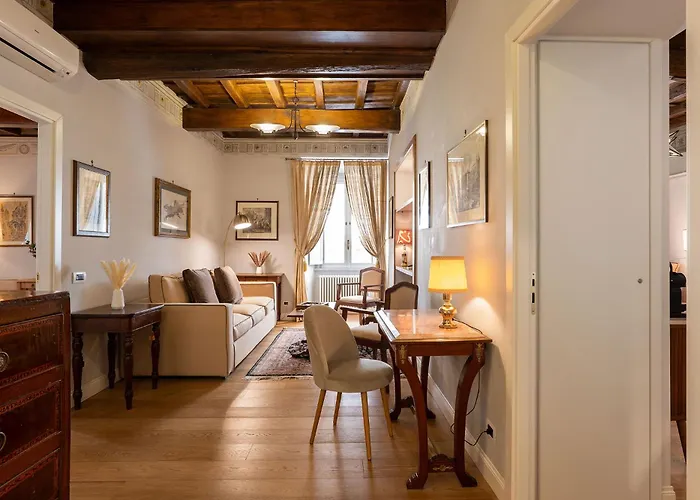 Palazzo Del Gesu Boutique *